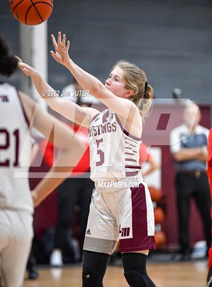Thumbnail 2 in Lutheran vs Travis (Cameron Chamber Christmas Classic) photogallery.