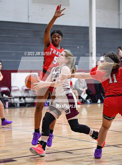 Thumbnail 3 in Lutheran vs Travis (Cameron Chamber Christmas Classic) photogallery.