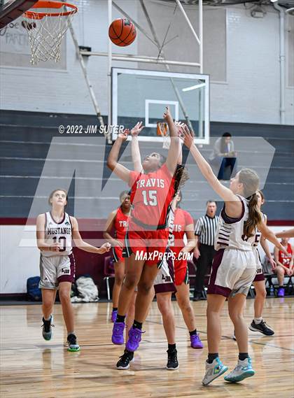 Thumbnail 2 in Lutheran vs Travis (Cameron Chamber Christmas Classic) photogallery.