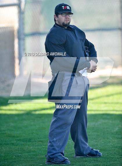 Thumbnail 1 in JV: Crane @ Tornillo photogallery.