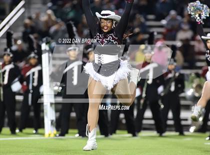 Thumbnail 2 in Mansfield Timberview vs. Longview (UIL 5A D1 Quarterfinal) photogallery.