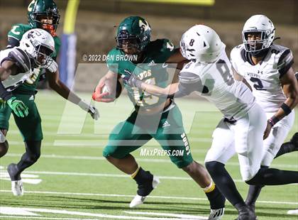 Thumbnail 1 in Mansfield Timberview vs. Longview (UIL 5A D1 Quarterfinal) photogallery.
