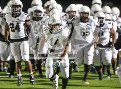 Thumbnail 1 in Mansfield Timberview vs. Longview (UIL 5A D1 Quarterfinal) photogallery.