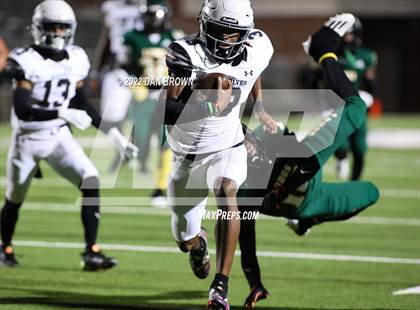 Thumbnail 1 in Mansfield Timberview vs. Longview (UIL 5A D1 Quarterfinal) photogallery.