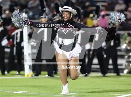 Thumbnail 2 in Mansfield Timberview vs. Longview (UIL 5A D1 Quarterfinal) photogallery.