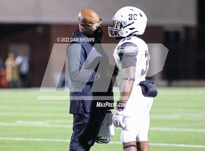 Thumbnail 2 in Mansfield Timberview vs. Longview (UIL 5A D1 Quarterfinal) photogallery.