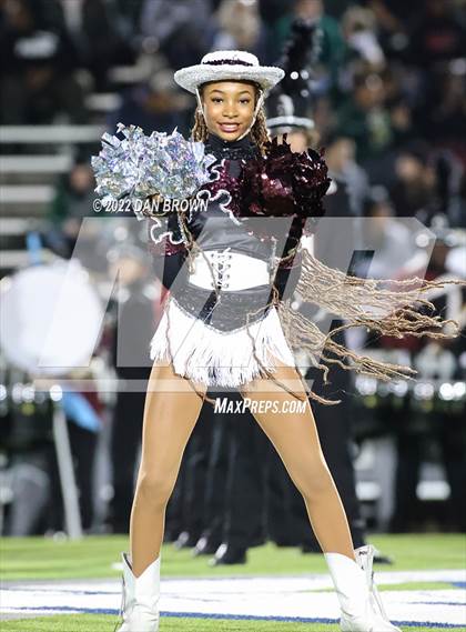 Thumbnail 2 in Mansfield Timberview vs. Longview (UIL 5A D1 Quarterfinal) photogallery.