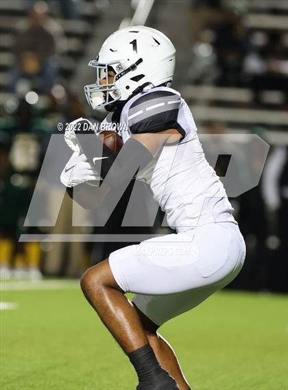 Thumbnail 2 in Mansfield Timberview vs. Longview (UIL 5A D1 Quarterfinal) photogallery.