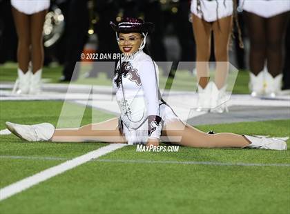 Thumbnail 1 in Mansfield Timberview vs. Longview (UIL 5A D1 Quarterfinal) photogallery.