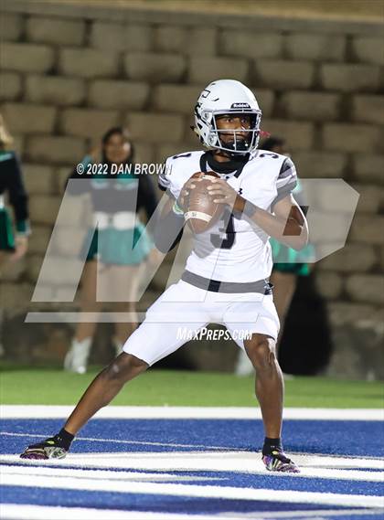 Thumbnail 3 in Mansfield Timberview vs. Longview (UIL 5A D1 Quarterfinal) photogallery.