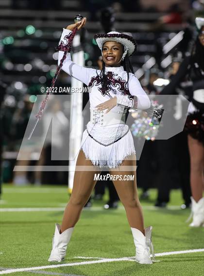 Thumbnail 2 in Mansfield Timberview vs. Longview (UIL 5A D1 Quarterfinal) photogallery.