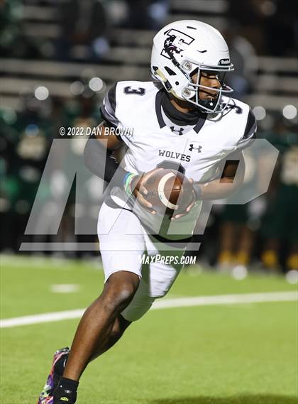 Thumbnail 3 in Mansfield Timberview vs. Longview (UIL 5A D1 Quarterfinal) photogallery.