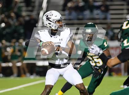 Thumbnail 2 in Mansfield Timberview vs. Longview (UIL 5A D1 Quarterfinal) photogallery.
