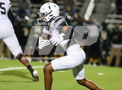 Thumbnail 3 in Mansfield Timberview vs. Longview (UIL 5A D1 Quarterfinal) photogallery.