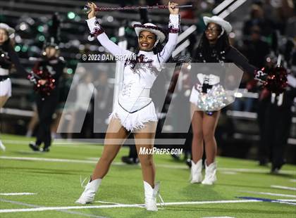 Thumbnail 1 in Mansfield Timberview vs. Longview (UIL 5A D1 Quarterfinal) photogallery.