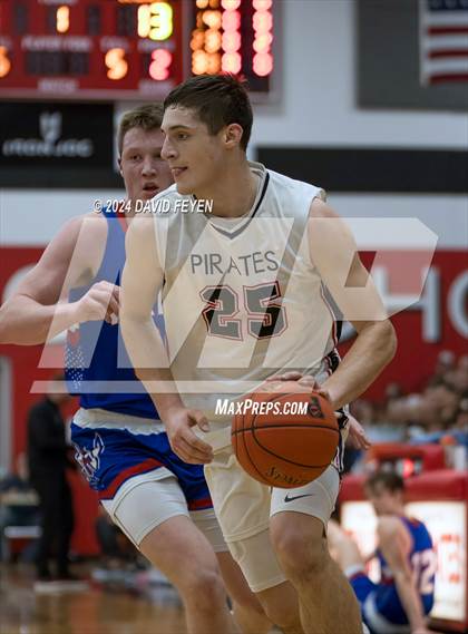 Thumbnail 2 in Wisconsin Lutheran @ Pewaukee photogallery.