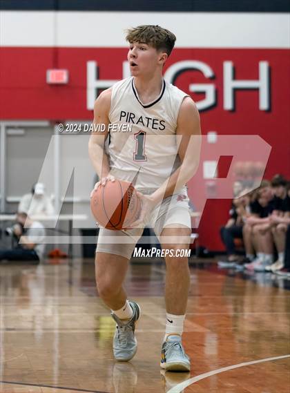 Thumbnail 1 in Wisconsin Lutheran @ Pewaukee photogallery.
