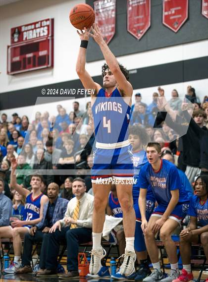 Thumbnail 2 in Wisconsin Lutheran @ Pewaukee photogallery.