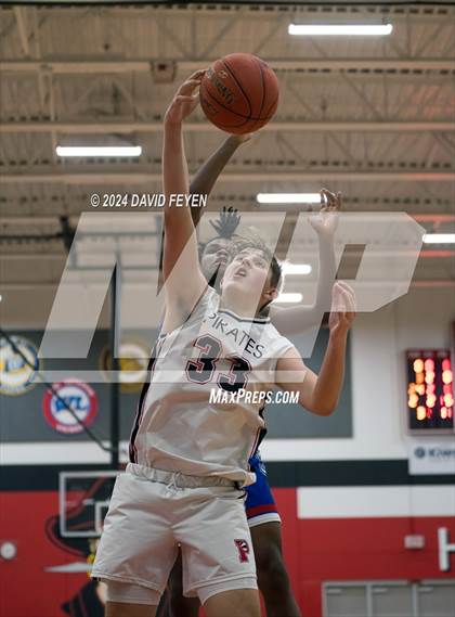 Thumbnail 2 in Wisconsin Lutheran @ Pewaukee photogallery.