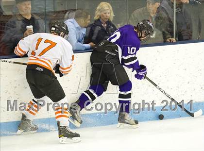 Thumbnail 3 in Springfield Cathedral vs Woburn (MIAA Super 8 Play-in) photogallery.