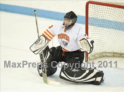Thumbnail 2 in Springfield Cathedral vs Woburn (MIAA Super 8 Play-in) photogallery.