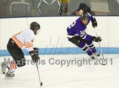 Thumbnail 3 in Springfield Cathedral vs Woburn (MIAA Super 8 Play-in) photogallery.