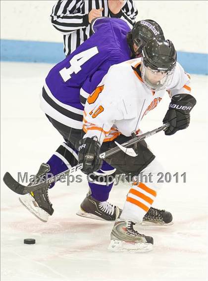Thumbnail 3 in Springfield Cathedral vs Woburn (MIAA Super 8 Play-in) photogallery.