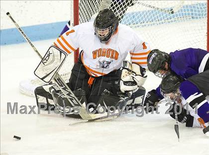 Thumbnail 2 in Springfield Cathedral vs Woburn (MIAA Super 8 Play-in) photogallery.