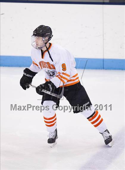 Thumbnail 2 in Springfield Cathedral vs Woburn (MIAA Super 8 Play-in) photogallery.