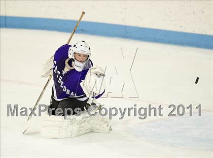 Thumbnail 3 in Springfield Cathedral vs Woburn (MIAA Super 8 Play-in) photogallery.