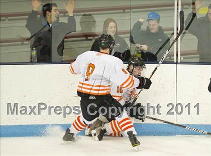 Thumbnail 2 in Springfield Cathedral vs Woburn (MIAA Super 8 Play-in) photogallery.