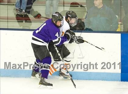 Thumbnail 2 in Springfield Cathedral vs Woburn (MIAA Super 8 Play-in) photogallery.