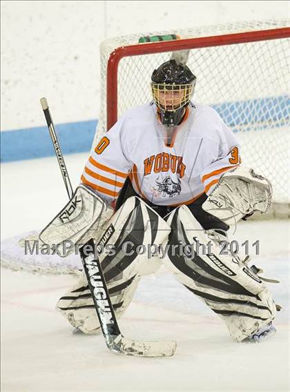 Thumbnail 3 in Springfield Cathedral vs Woburn (MIAA Super 8 Play-in) photogallery.