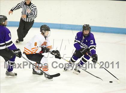 Thumbnail 3 in Springfield Cathedral vs Woburn (MIAA Super 8 Play-in) photogallery.