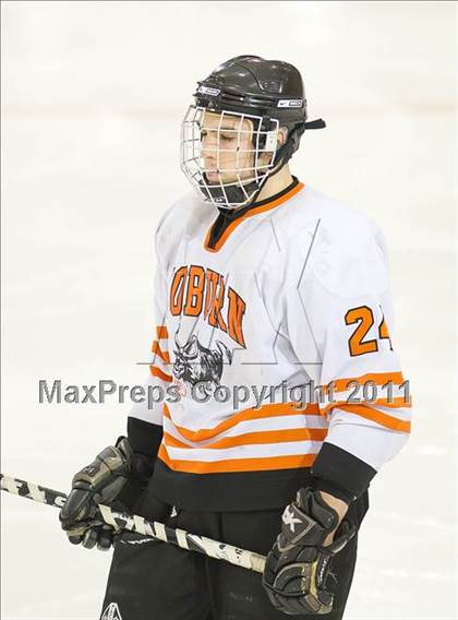 Thumbnail 2 in Springfield Cathedral vs Woburn (MIAA Super 8 Play-in) photogallery.