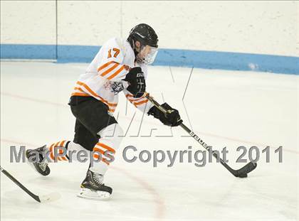 Thumbnail 2 in Springfield Cathedral vs Woburn (MIAA Super 8 Play-in) photogallery.