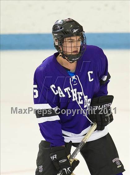 Thumbnail 3 in Springfield Cathedral vs Woburn (MIAA Super 8 Play-in) photogallery.