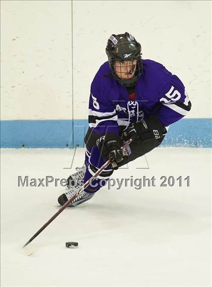 Thumbnail 1 in Springfield Cathedral vs Woburn (MIAA Super 8 Play-in) photogallery.