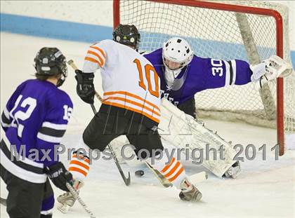 Thumbnail 1 in Springfield Cathedral vs Woburn (MIAA Super 8 Play-in) photogallery.