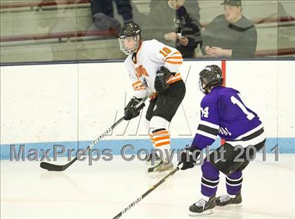Thumbnail 2 in Springfield Cathedral vs Woburn (MIAA Super 8 Play-in) photogallery.