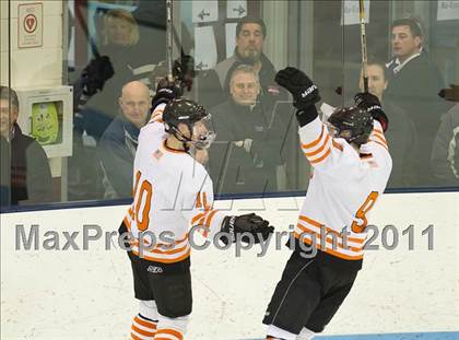 Thumbnail 2 in Springfield Cathedral vs Woburn (MIAA Super 8 Play-in) photogallery.