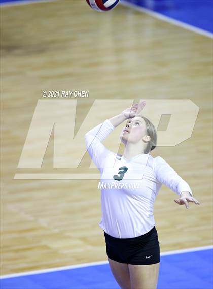 Thumbnail 3 in Fleming vs. Briggsdale (CHSAA 1A Final Four) photogallery.