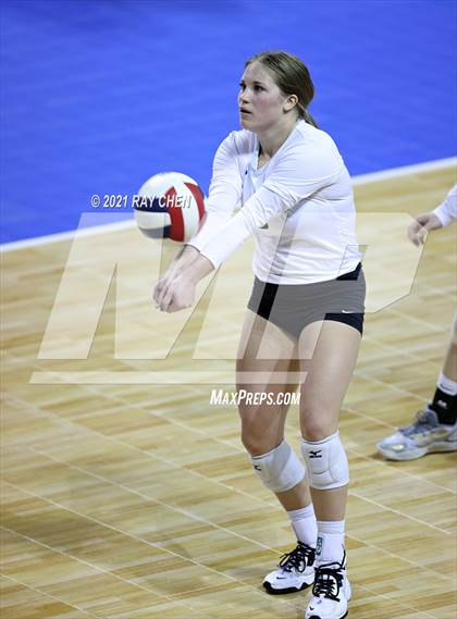 Thumbnail 3 in Fleming vs. Briggsdale (CHSAA 1A Final Four) photogallery.