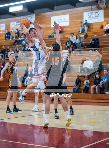 Thumbnail 2 in Poly @ Montgomery (Torrey Pines Holiday Classic) photogallery.