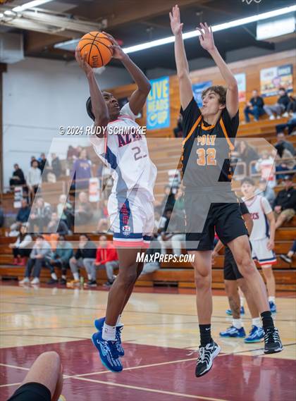 Thumbnail 1 in Poly @ Montgomery (Torrey Pines Holiday Classic) photogallery.