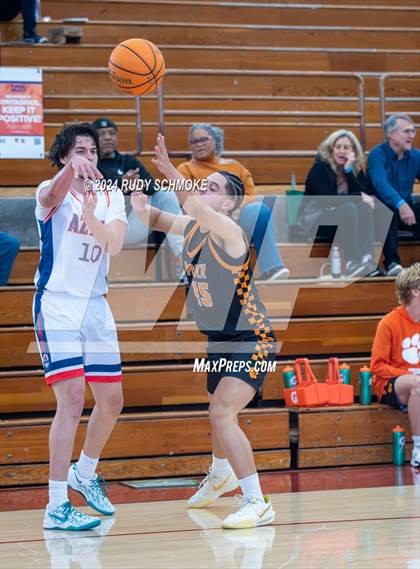 Thumbnail 2 in Poly @ Montgomery (Torrey Pines Holiday Classic) photogallery.