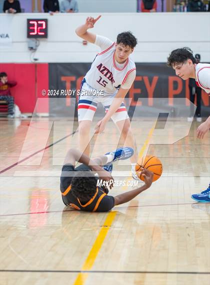 Thumbnail 2 in Poly @ Montgomery (Torrey Pines Holiday Classic) photogallery.