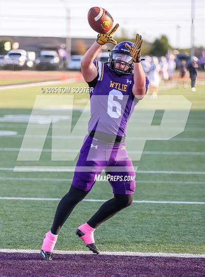 Thumbnail 2 in Memorial @ Wylie photogallery.