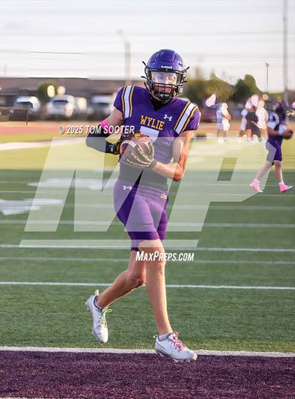 Thumbnail 1 in Memorial @ Wylie photogallery.