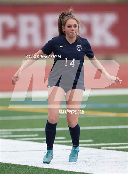 Thumbnail 1 in Arapahoe @ Cherokee Trail photogallery.